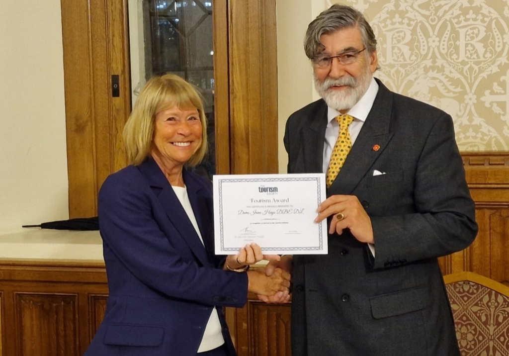 Dame Irene Hays recieves TS award from Lord Thurso Dame Irene Hays recieves TS award from Lord Thurso